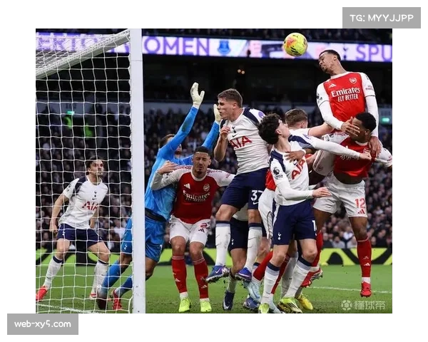 克罗托内为保级生死战加练定位球防守,球队本赛季因定位球失分多达12次 克罗托内为保级生死战加练定位球防守,球队本赛季因定位球失分多达12次